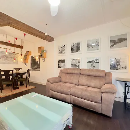 Arte Y Diseno Junto Al Casco Viejo De Apartment Bilbao